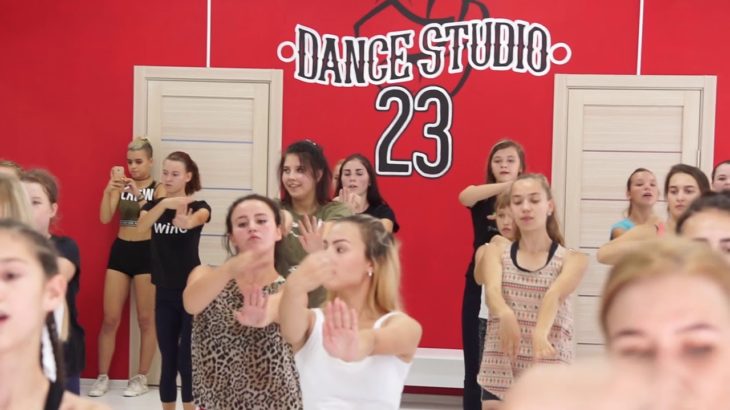 Dance Studio 23 – Vogue