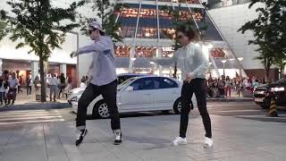 Best robotic dance I Break Moves | Dubstep dance choreography