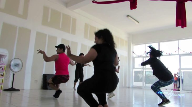 VOGUE FEMME / KIKE – JAQUI Curso con la bailarina ANNIA CABAÑAS Shine And Dance
