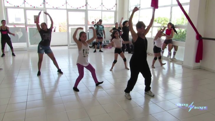 VOGUE FEMME / NORMA Y ALISON Curso con la bailarina ANNIA CABAÑAS Shine And Dance