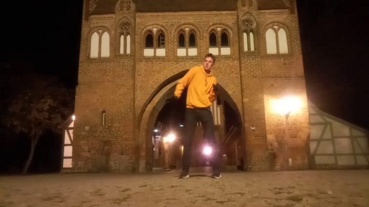 Ayirtz Dubstep Dance By Popping barow.