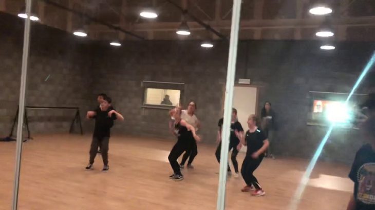 • HIP HOP KRUMP •