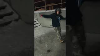 Jailbreak dances to thrift shop Dubstep Remix.