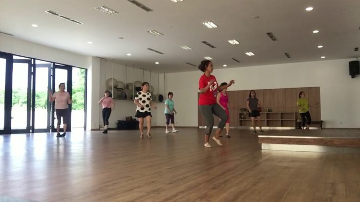 Reggae Gancit Line Dance by Wiesye Baraoh