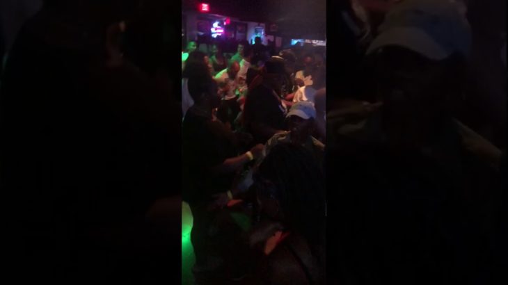 Soca vs Reggae dancing is life!