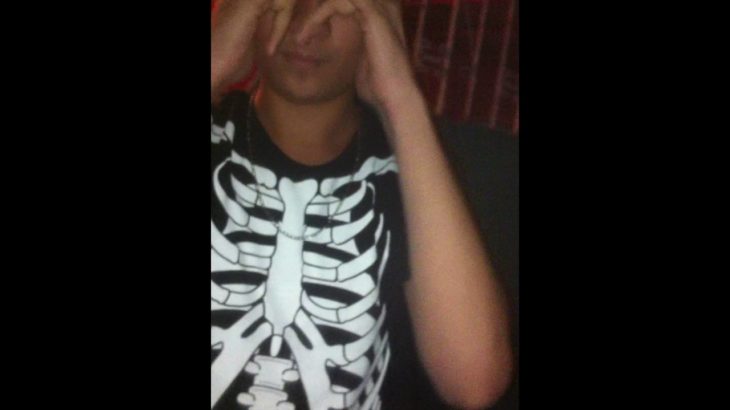finger tutting y flexing dance