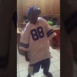 Cowboys Fan Dancing To My Dougie