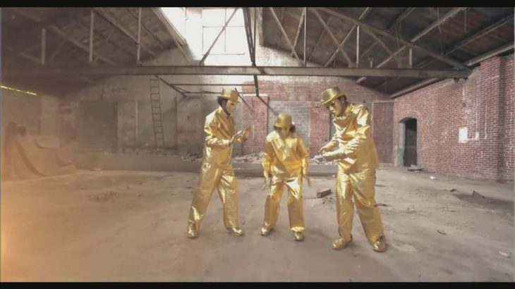 YOU HAVE NEVER SEEN SUCH DUBSTEP DANCE BEFORE!!!!! MUST WATCH!!!!