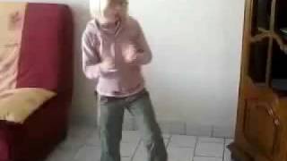 7 Year Old White Reggae Dancehall queen – www.JemBlog.com