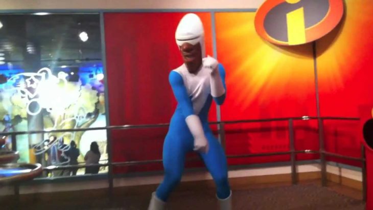Disney characters dance to Teach Me How To Dougie
