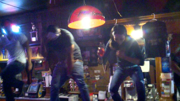 Dougie Bar Dance