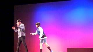 Dubstep Dancing Phs