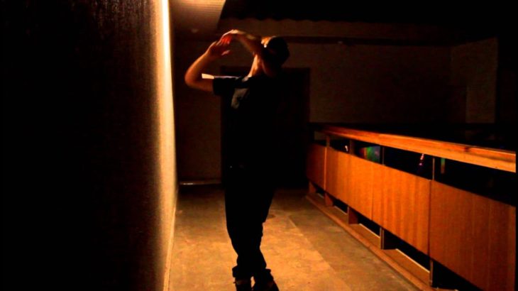 FLEXING DANCE