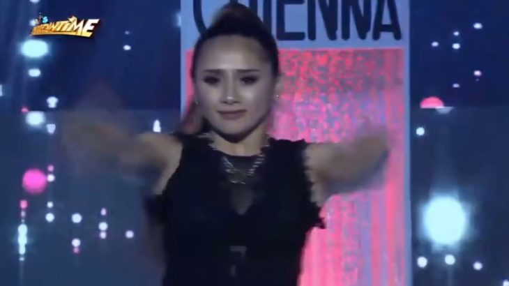 GIRLTRENDS SEXY PERFORMANCE VOGUE by MADONNA