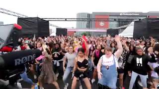 KPOP random play dance for 20 minutes without ‘any’ break in KCON18NY