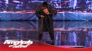 Kenichi Ebina Performs an Epic Matrix- Style Martial Arts Dance – America’s Got Talent