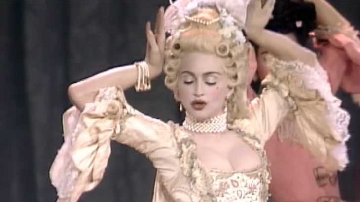 Madonna – Vogue (Live at the MTV Awards 1990)
