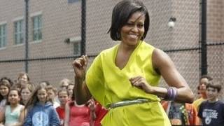 Michelle Obama Does The Dougie