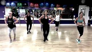 Reggae Dancer // Kreesha Ft. Shaggy & Costi // Zumba Fitness