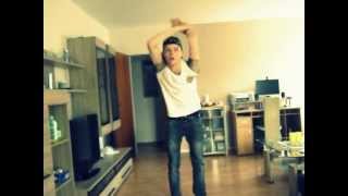 Ruffy – Flexing Dance at Home