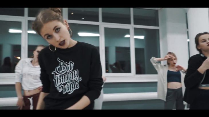SHE’S A BITCH | VOGUE DANCE CHOREO BY ZOE KARMA
