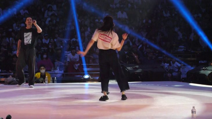 TAKUYA vs KAZANE BEST4 HOUSE DANCE ALIVE HERO’S 2018