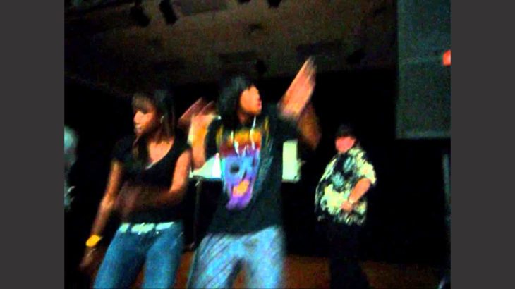 Teach Me How To Dougie Battle / Dance Off