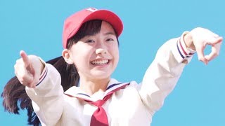 芦田愛菜、制服姿でダンスを披露