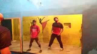 Ants dubstep dance video