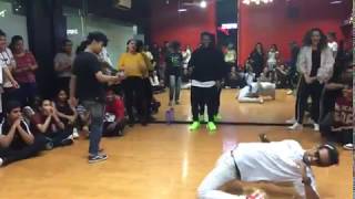 Best dance battle ever popping animation Dubstep