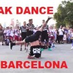 Chicos Bailando Break Dance en Barcelona