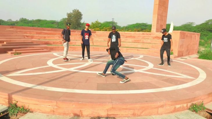#Krump_x_Freestyle
By #KÎŁĽ_ØFF_ćŕëw