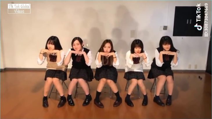[Tik Tok日本]日本の女子高生の踊り|Dance of high school girls in Japan #1