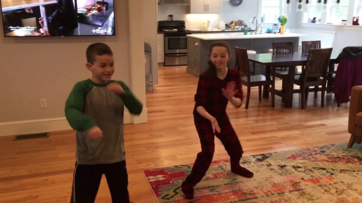 Moji Krump baby shark hip hop dance