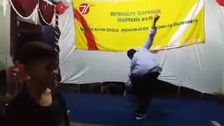 CRAZIEST DANCE IN THE …… [DUBSTEP DANCE]