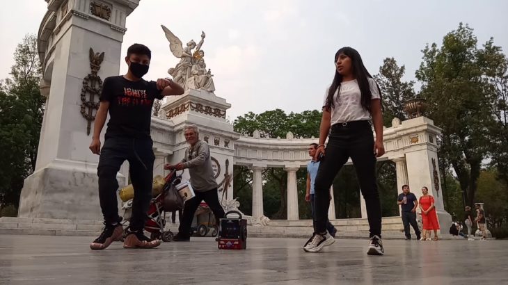 DUBSTEP DANCE & CUTTING SHAPES|PLASTIC