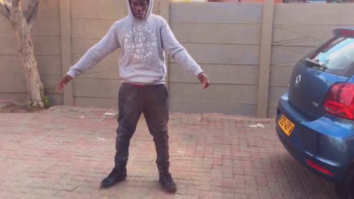 DUBSTEP ROBOT DANCE CHALLENGE