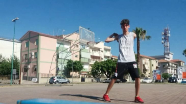 Bonebreak/Flexing Dance training at the Basketball pitch 🏀