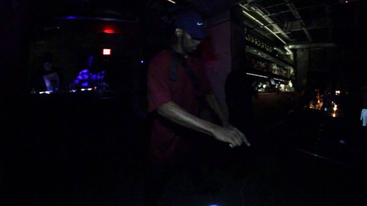 Dubstep dance and DJ/Medkit Twinz/EZPZ