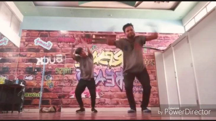 New krumping dance Englise song 2019 Dance india Dance new song thank you for watching my video…