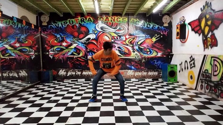 SONA KITNA |BOLLYWOOD DUBSTEP |DANCE COVER| popping,hiphop,bollywood style dance