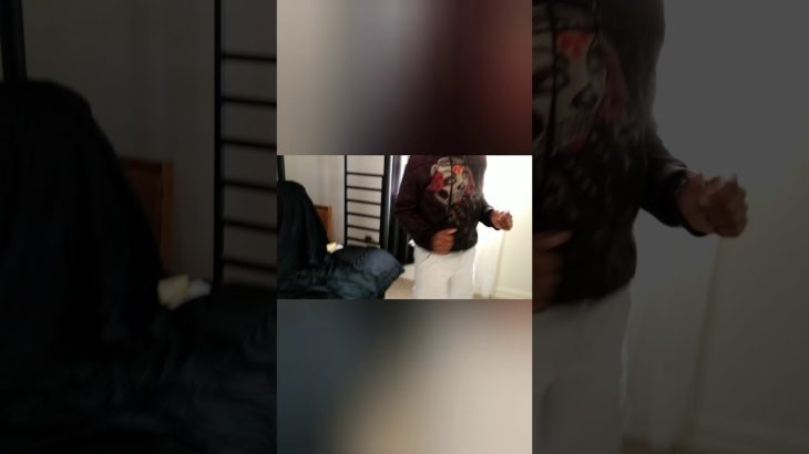 Flexing n Flashing dance