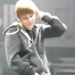 Justin Bieber Dancing To Teach Me How To Dougie