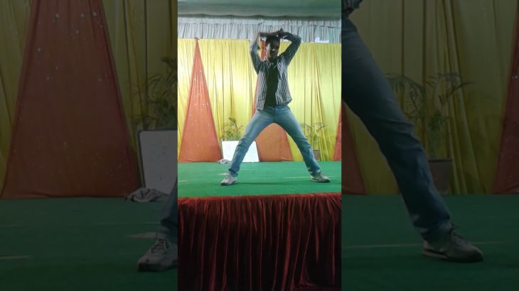 Mann mera remix dance with step up dubstep by Rahul in freshers