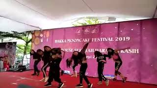 Speechless Dance by Zepphaniah &friends Vogue Dance, Hakka Moon Cake Festival Yayasan Harapan Kasih