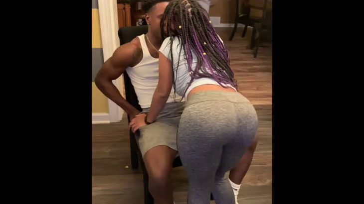 TURORIAL ON HOW TO GIVE REGGAE LAP DANCE