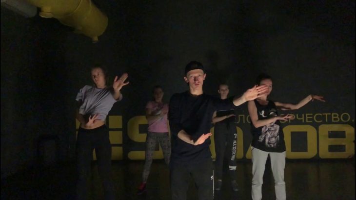 Крутой Вог. Саша Савчук с ученицами. Vogue dance.