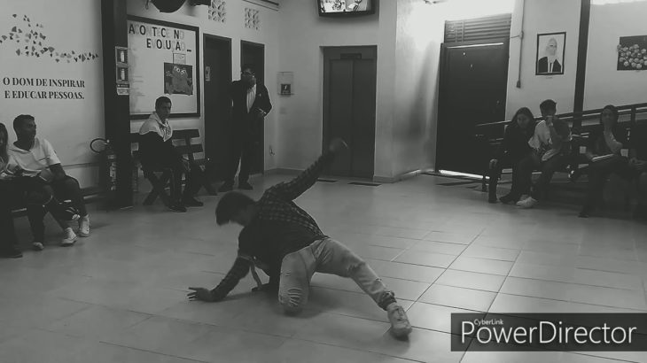 Firebird 2 / dubstep dance (Colégio Evolução)