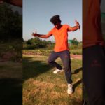 Krump freestyles dinosaur character #krumpfreestyle #dance #dancefreestyle #dancingkrump #Russikrum