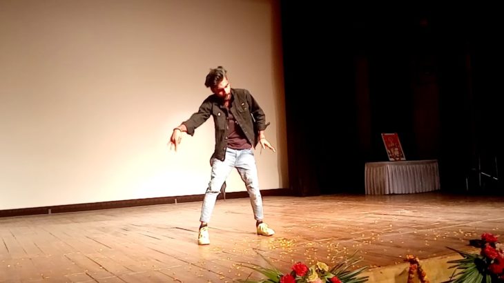Peotohype dubstep by (Ash black ) dance video 2019